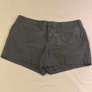 Gap Women’s Charcoal Canvas Shorts Size 10 3.5” inseam NWOT